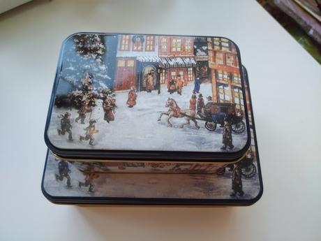 Sada vianočných plechových dóz, 