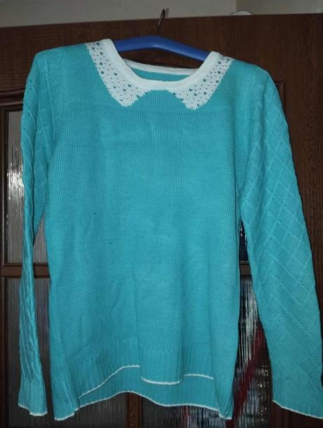 Dámsky sveter s ozdobným golierom, l