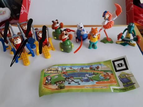 Kinder hracky,figurky, 