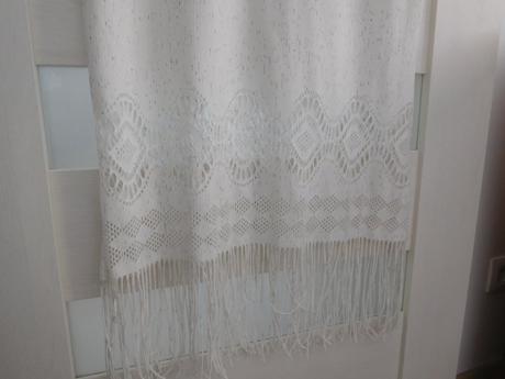 Kremové šaty tielkové pružné-vitrin 38,v, 38