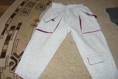 Chlapčenské tepláky, 98