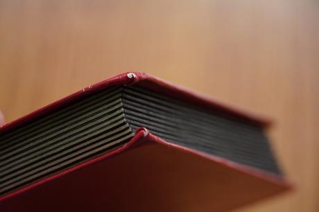 Zakladač plný známok, 