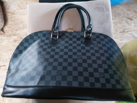 Kabelka 39x28,
