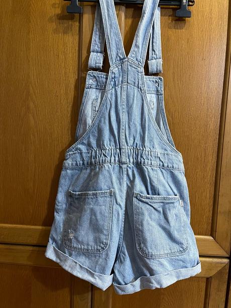 Štýlové rifľové kraťasy na traky bershka, bershka,xs