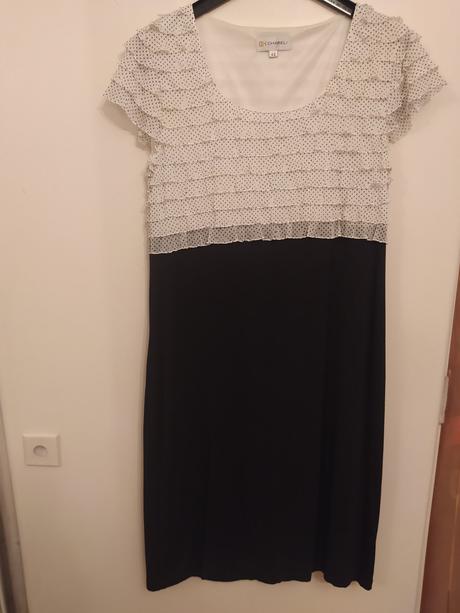 Malé spoločenské šaty, m