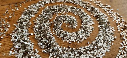 Ozdobné kamienky 4 mm - sklenené - crystal - 100, 