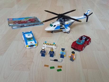 Lego 60138 naháňačka vo vysokej rýchlosti, 