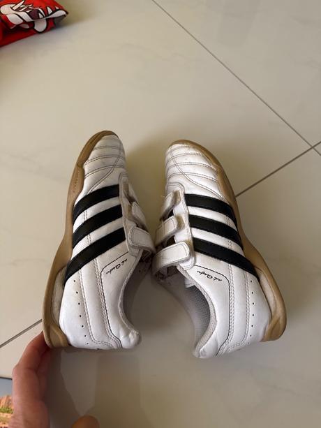 Halové tenisky adidas 34 kožené, adidas,34