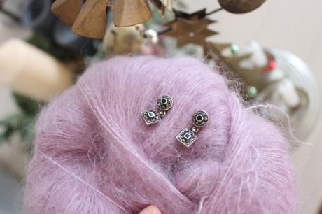 Strieborné náušnice vo vintage style s kamienkami,