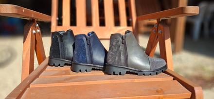 Dievčenské zateplené čižmy na zips č. 32, 35, 32 / 35