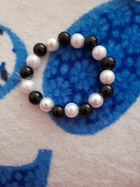 Náramky za 0,50 centov, 