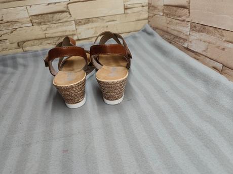 Rieker 39 - dámske kožené sandále, rieker,39