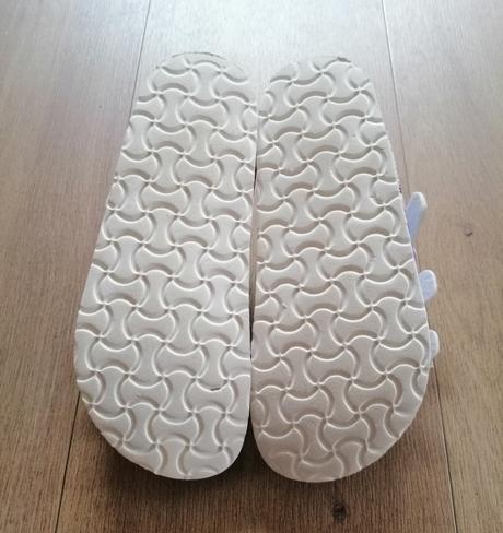 Korkové šľapky, 31