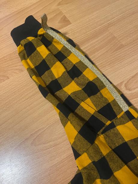 Karovana košeľa, 128