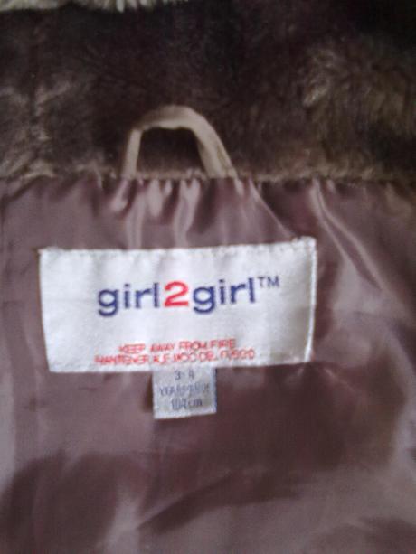Vestička, girl2girl,104