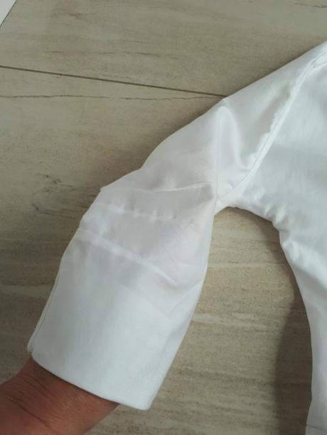 Biela blúzka s viazaním, 40