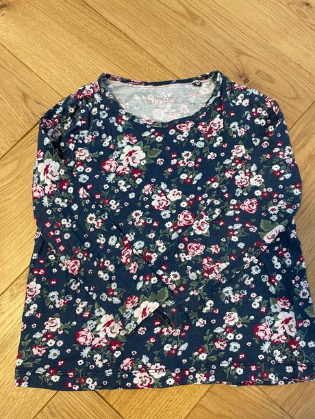 Kvetinkove tricko, lupilu,104