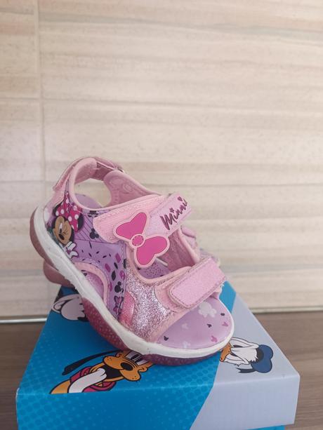 Svietiace sandálky minnie, disney,25