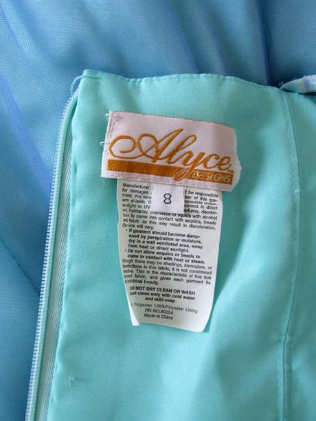 Spoločenské šaty, 38