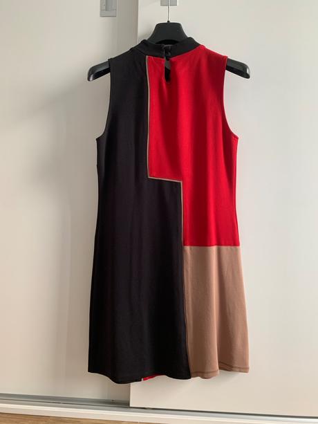 Saty s geometrickým vzorom, promod,m