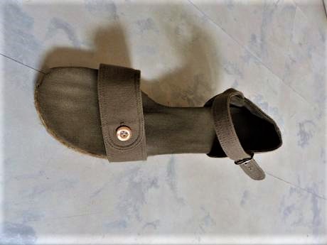 Naturálne sandálky na klíne, 38