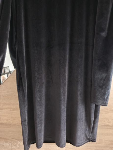 Sviatočné zamatové šaty, f&f,40
