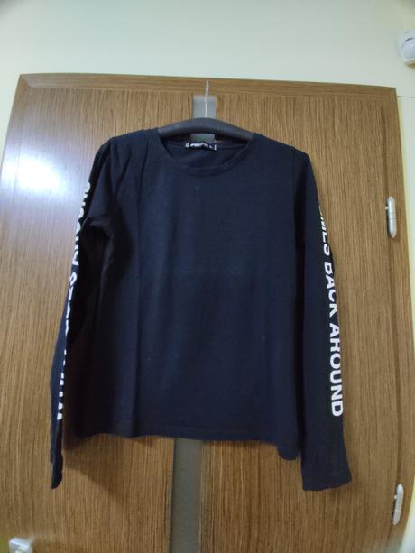 Tričko s potlacou na rukávoch, stav ako na fotke, l