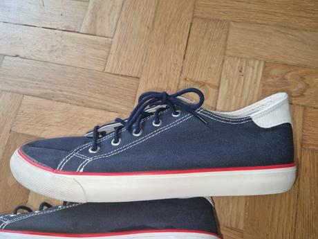 Plátené tenisky, 39