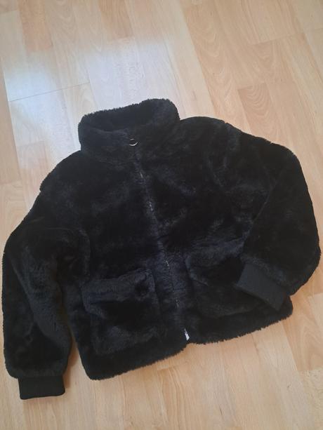 Bunda dievčenská-kožúštek, c&a,134
