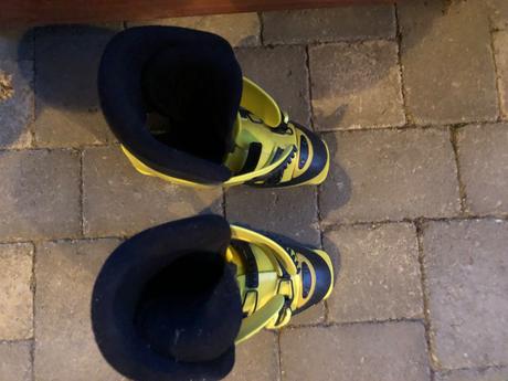 Lyziarky, rossignol,38