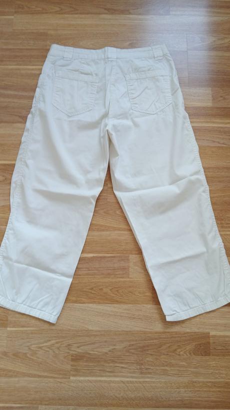 Dámske skrátené nohavice, m