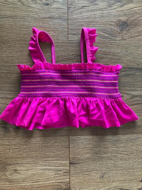 Plavková podprsenka, 110