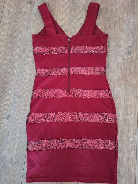 Bordove šaty s flitrami, amisu,38