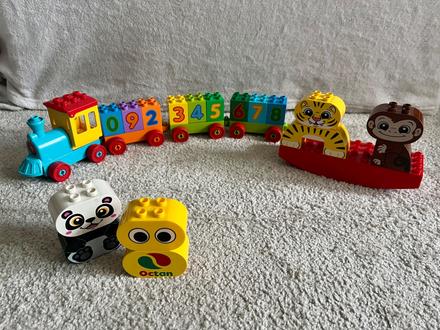 Lego duplo vlacik a hojdacka, 