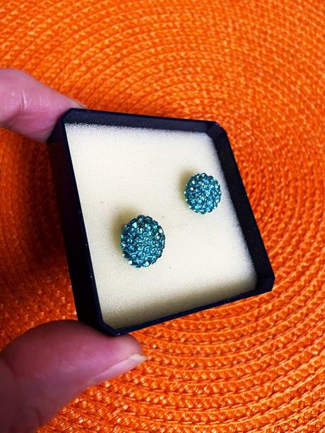 Luxusné štrasové náušnice/polgule, 