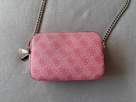 Kabelka guess, guess