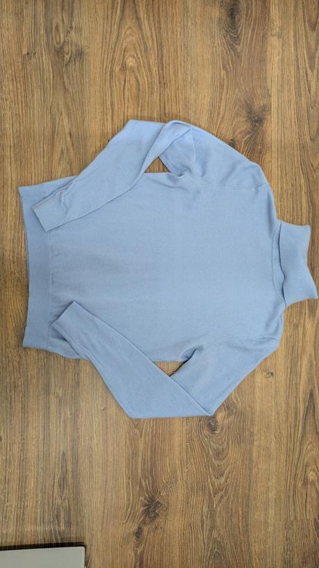 Vlneny rolak reserved, reserved,m