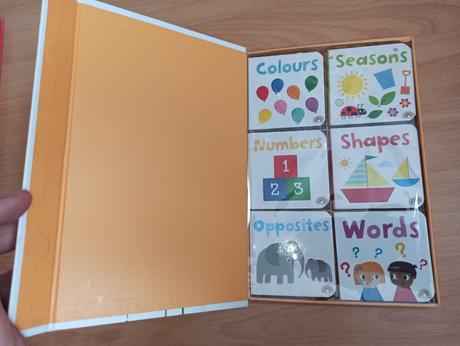 My big bookcase - town / concepts / animals, 