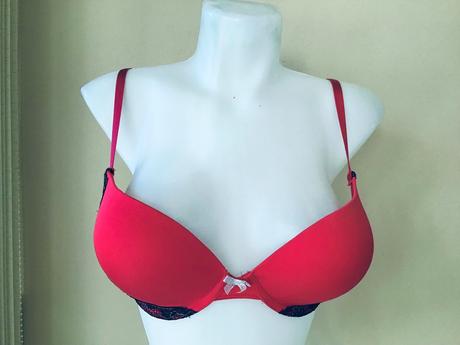 Krasna podprsenka 32d, 65d