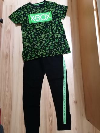Pyžamo xbox, 158