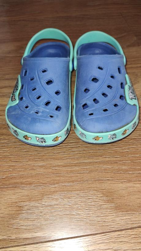 Šľapky 28/29, lupilu,29