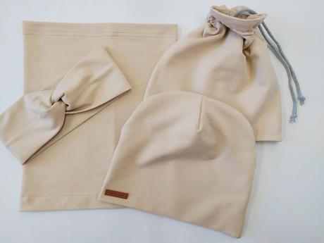 Set s čiapkou na cop, <50 - xxl