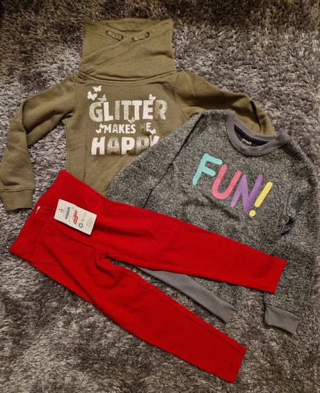 Mix oblečenia mikiny + nové legíny, 104–116