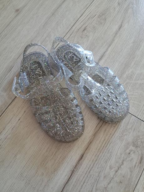 Sandálky next, next,27