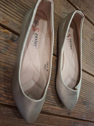 Zlaté balerínky (iba vyskúšané), 38