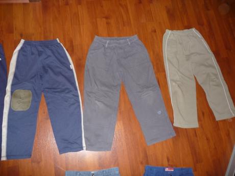 Rifle,nohavice alebo tepláky v. 146/152, 1,50/kus, tesco,146