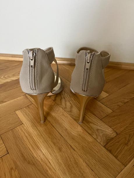 Lodicky - sandále, 39