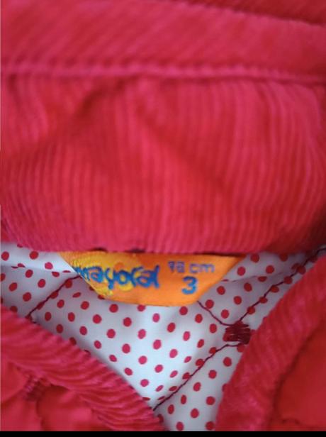 Dievčenska bunda, 98