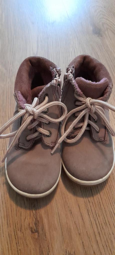 Prechodne topanky, 25