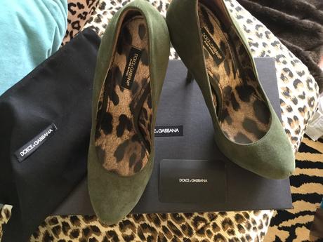 Dolce gabbana olivovej farby lodicky it37, 37